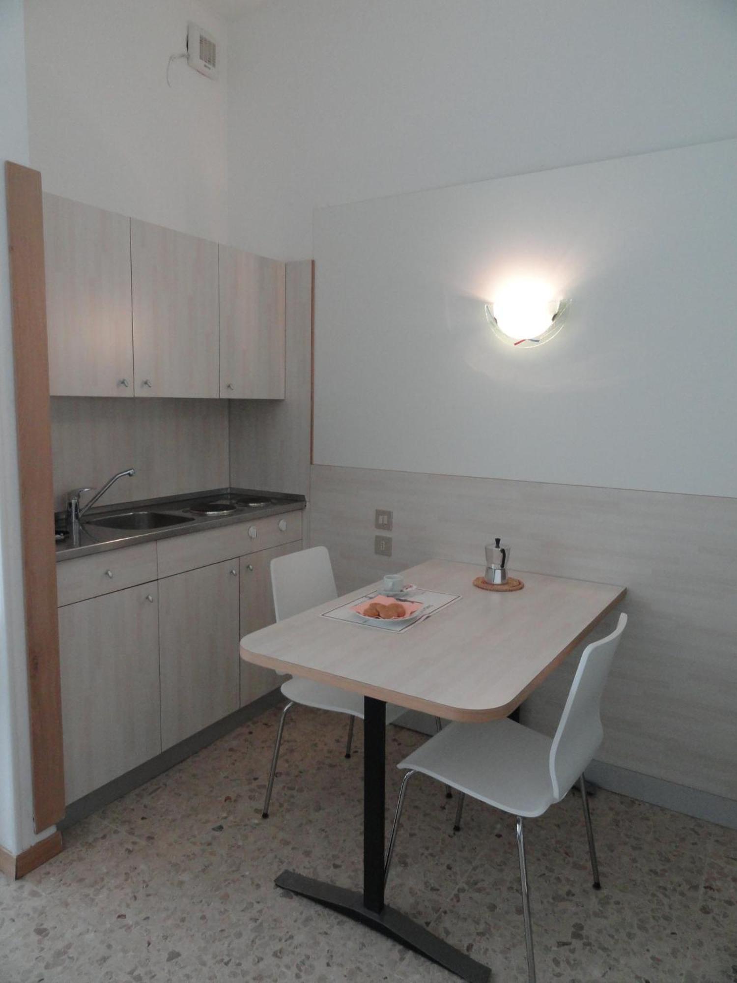 Residence Giusti 6 Мілан Екстер'єр фото